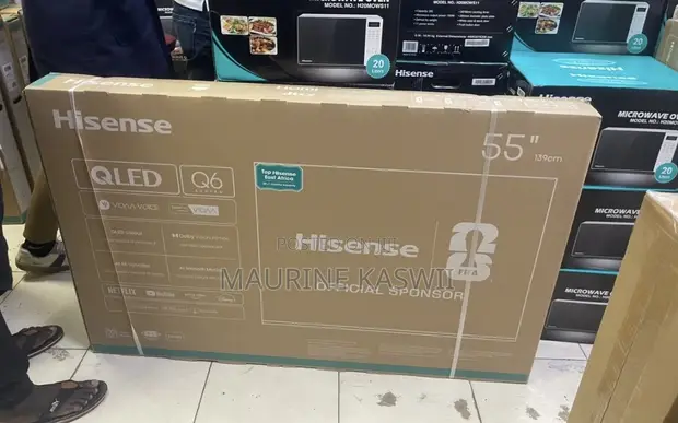 Hisense 55" QLED Smart UHD TV - 1
