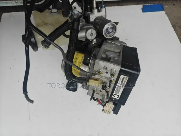 ABS Actuator Iliyotumika kwa Toyota Crown Hybrid - 1