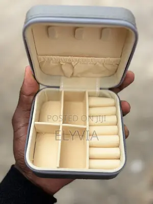 Sanduku la Vito vya Kusafiria la Kijivu