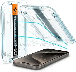 iPhone 15 Pro Max Spigen EZ Fit Screen Protector [2 Pakiti]