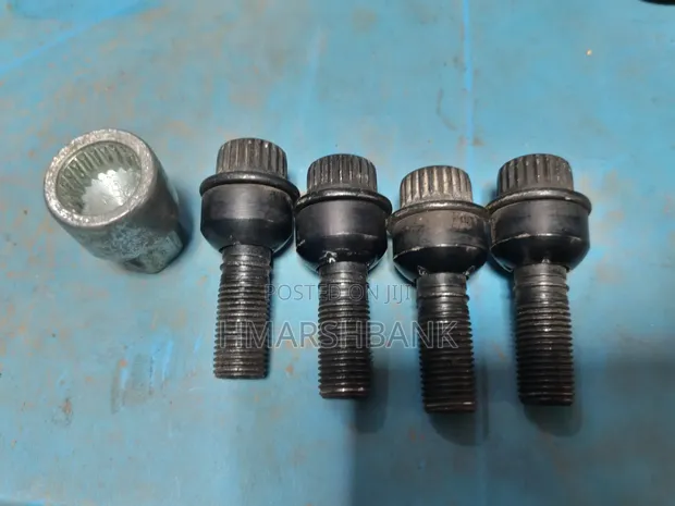 Nut ya Kufunga Magurudumu Kuzuia Wizi kwa Porsche Cayenne, G-Wagon (Original Refurbished) - 1