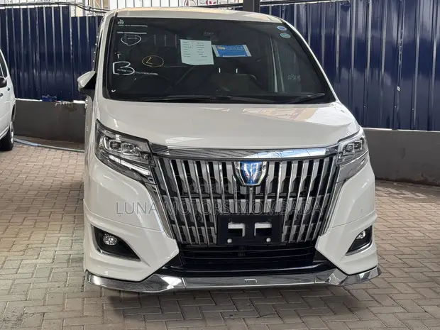 Toyota Esquire 2.0 AWD 2019 White - 1