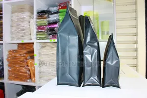 Ziplock Pouches With Valve