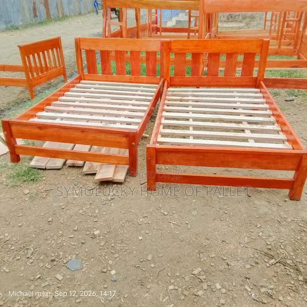 4x6 Hardwood Bed - Megan Modern Brandy - 1