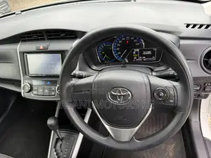 Toyota Corolla Fielder 1.5 Hybrid FWD 2019
