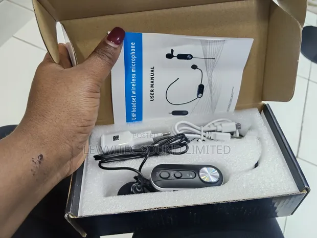 UHF Wireless Headset Microphone - 1