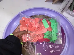 Vitambulisho vya Masikio - Uso Mgumu
