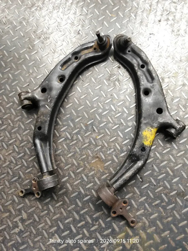 Original Ex-Japan Nissan Wingroad Y11 Control Arms - 1