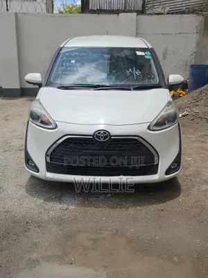 Toyota Sienta G Grade 2019 Nyeupe