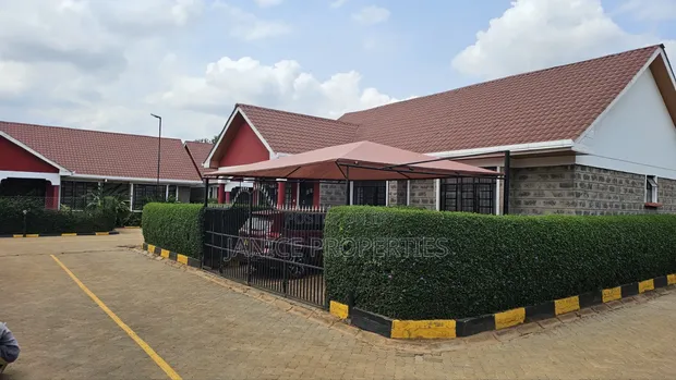 3 Bedroom Bungalow with SQ for Rent in Orchard III, Kenyatta Road - 1