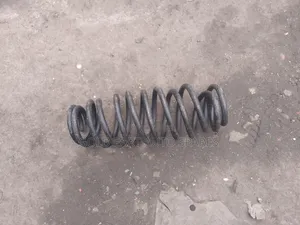 Coil Spring Nzito ya Ex-Japan kwa Toyota Passo / Mazda Demio