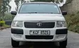 Toyota Succeed 2009 Nyeupe - 1