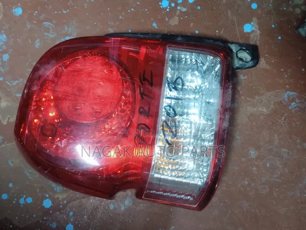 Toyota Porte 2015 Taillight - 1