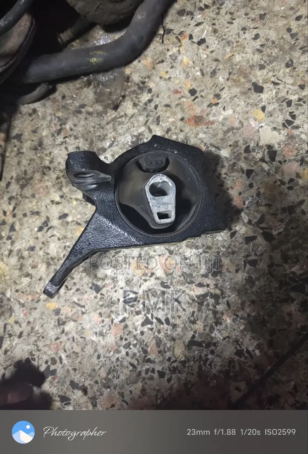 Mazda CX-5 Gearbox Mount - 1