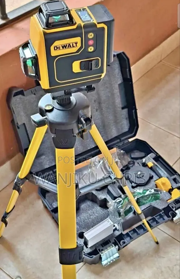 Dewalt 4D Green Laser Level with Tripod - 1