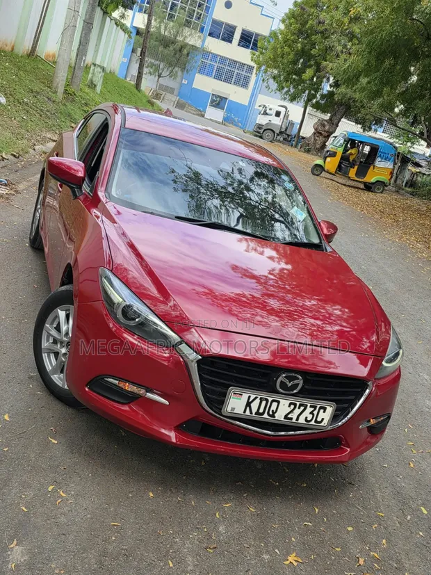 Mazda Axela 2017 Red - 1