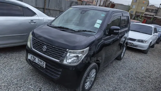 Suzuki Wagon R 2016 Nyeusi - 1