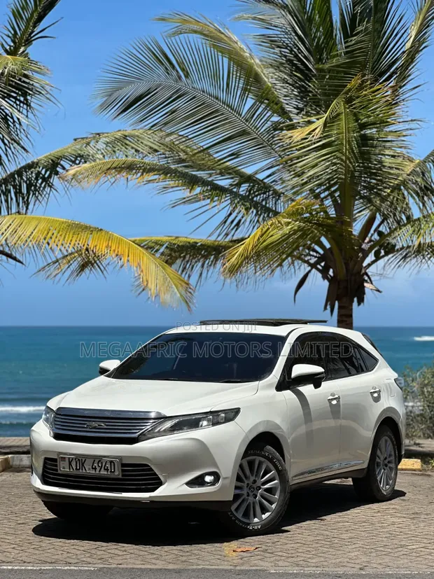 Toyota Harrier 2.0 4WD 2016 White - 1