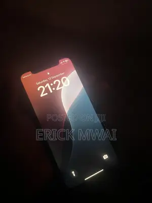 Apple iPhone 11 128GB Nyeusi (Hakuna Face ID)