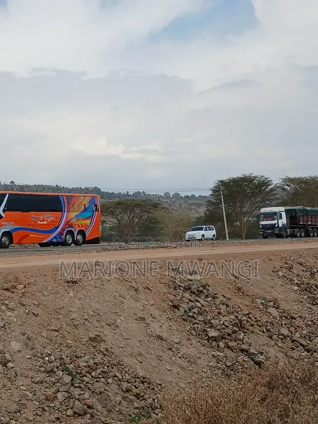 Kitalu cha 50x100 Kinauzwa - Kitalu cha Pili kutoka Barabara Kuu, Gilgil - 1