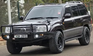 Toyota Land Cruiser Cygnus 2005