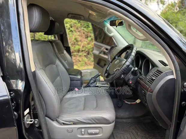 Toyota Land Cruiser 4.6 V8 ZX 2009 Black - 1
