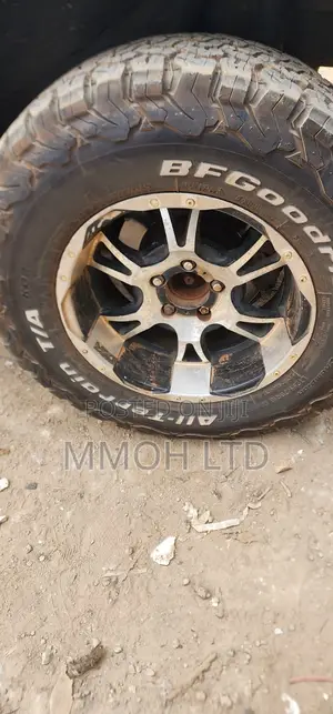Matairi ya BF Goodrich All-Terrain (Yaliyotumika Kidogo)