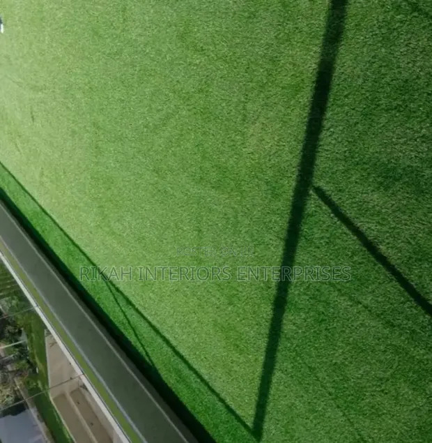 Club Grass Carpets - Artificial Grass kwa Migahawa - 1