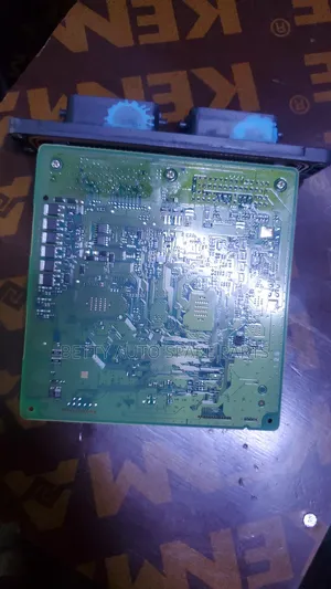 Kompyuta ya Injini ya Mazda Demio ZJ (Iliyotumika)