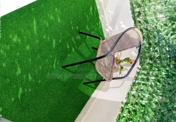 Balcony & Restaurant Artificial Grass Carpets - Brand New - 1