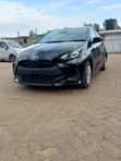Toyota Yaris 2019 Nyeusi - 2
