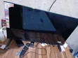 Vitron 32-Inch Smart TV - 1