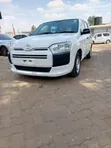 Toyota Succeed Van 2019 Nyeupe - 4