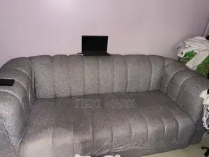 Kiti cha Sofa cha 3-Seater - Hakikutumiwa Sana