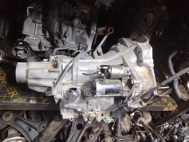 Daihatsu Hijet Gearbox - New Model - 1