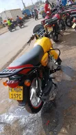 Bajaj Boxer 125 2024 Yellow - 1