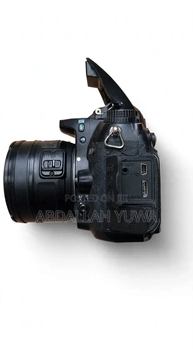 Nikon D7000 DSLR Camera with 50mm f/1.8G Lens - 1