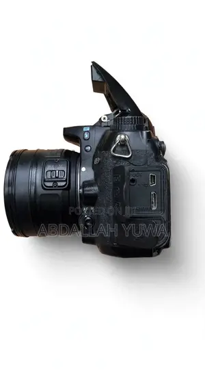 Nikon D7000 DSLR Camera with 50mm f/1.8G Lens