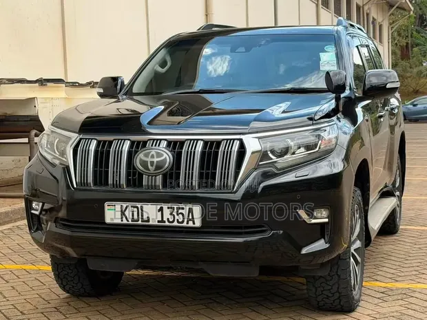 Toyota Land Cruiser Prado 2.8 2018 Nyeusi - 1