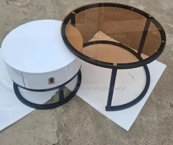 Round 2-in-1 Glass Coffee Tables - 1