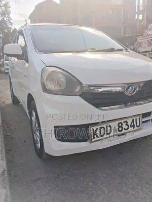 Daihatsu Mira 2014 Kijivu