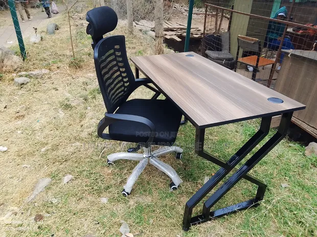 Boss Office Products Secretary Metal Desk Stand - 1