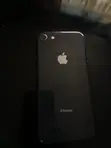 Apple iPhone 8 64GB Nyeusi (Skrini Imevunjika) - 1