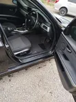 BMW 320i Sedan RWD 2009 Nyeusi - 5