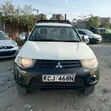 Mitsubishi L200 Club Cab 2.5 180hp 4WD 2015 White - 3