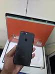 Apple iPhone 7 32GB Nyeusi - 3