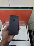 Apple iPhone 7 32GB Nyeusi - 4