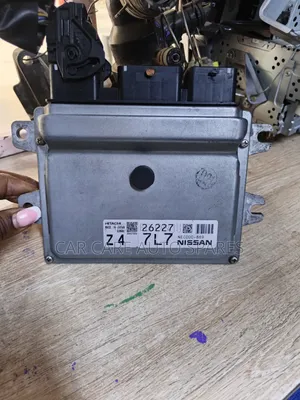 Kompyuta ya Injini kwa Nissan Note (2014)