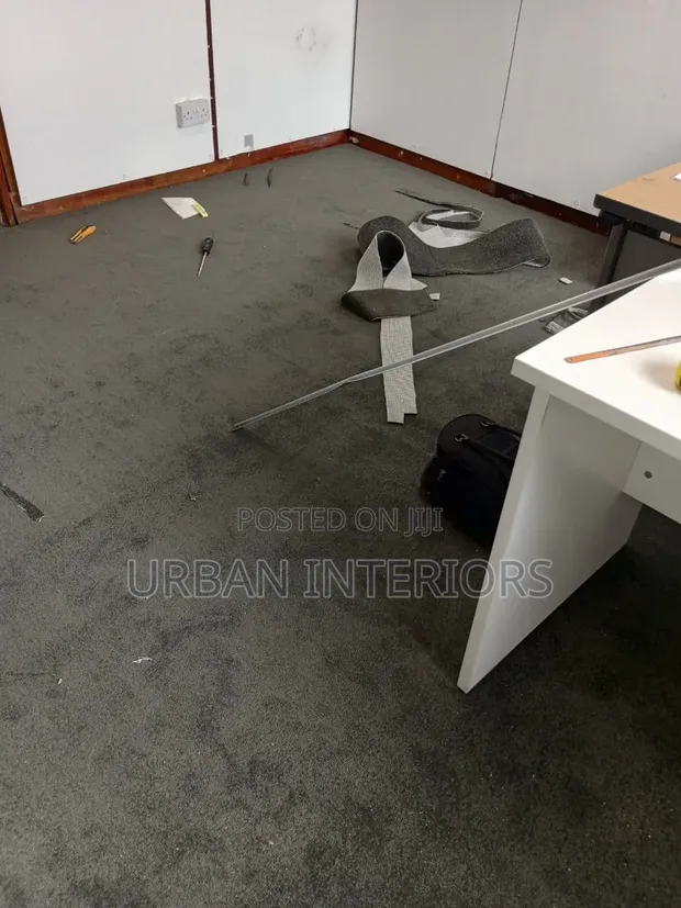 Charcoal Grey Wall-to-Wall Carpets for Offices & Homes - 1