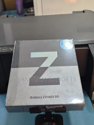 Samsung Galaxy Z Fold3 5G 256GB Mpya Nyeusi